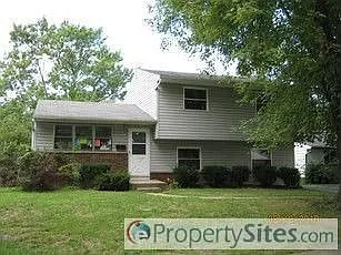1651 Wilton Dr photo 1