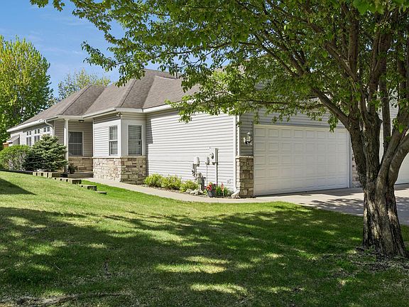 2nd image of 724 Gilfillan Ln