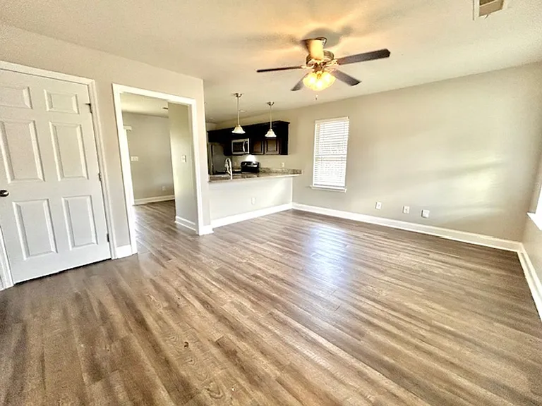 1089 Burwell Rd — Photo 24