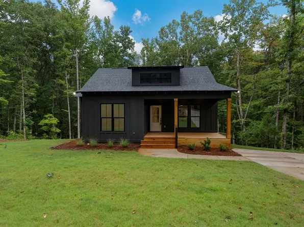 389 Oak Dr, Pine Mountain, GA 31822