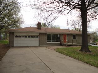 2715 S Whitney Ave, Independence, MO 64057