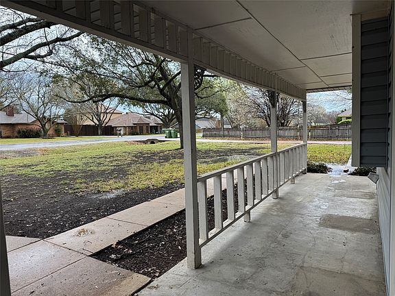 4th image of 116 Ridge Crest Dr