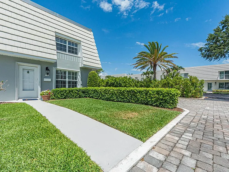 2735 Ocean Dr #A-18 — Photo 31
