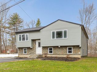 7 Trues Pkwy, Sandown, NH 03873