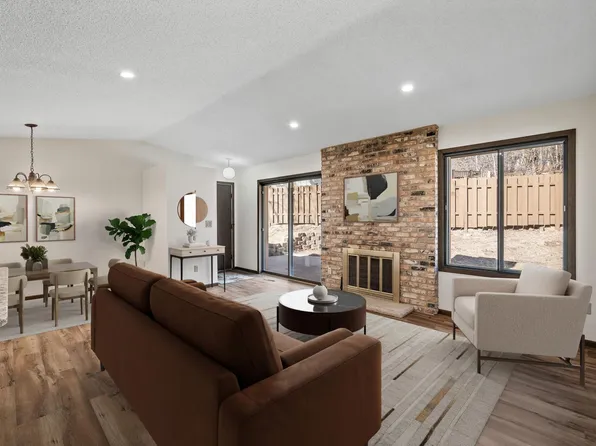 2249 Wildwood Cir, Minnetonka, MN 55305