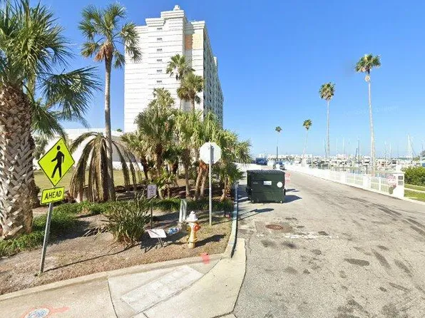 100 Pierce St, Clearwater, FL 33756