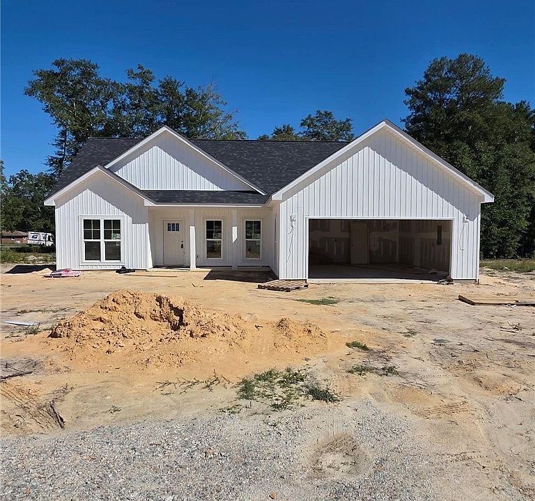 2nd image of 135 Barberry Rd