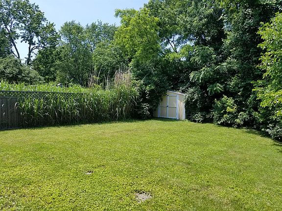 5th image of 8081 Blanchetta Dr
