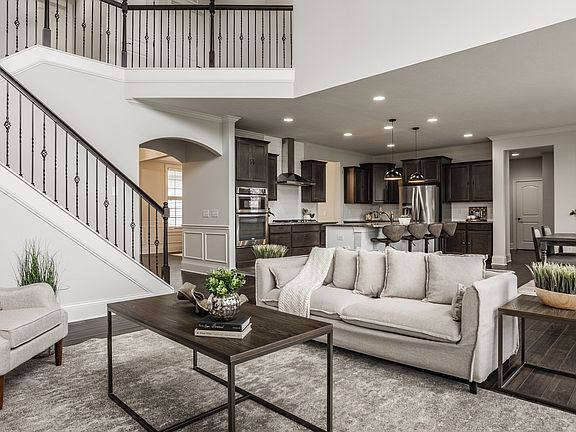 3rd image of 4428 Voyageur Way