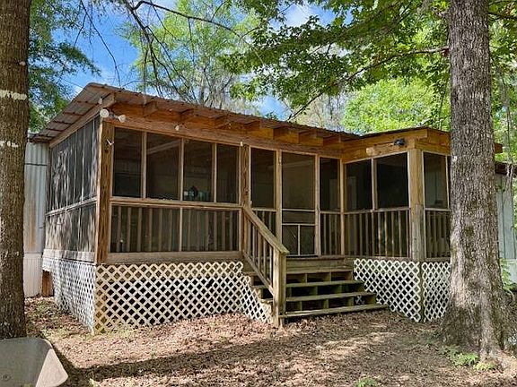 2nd image of 1775 Beach Rd