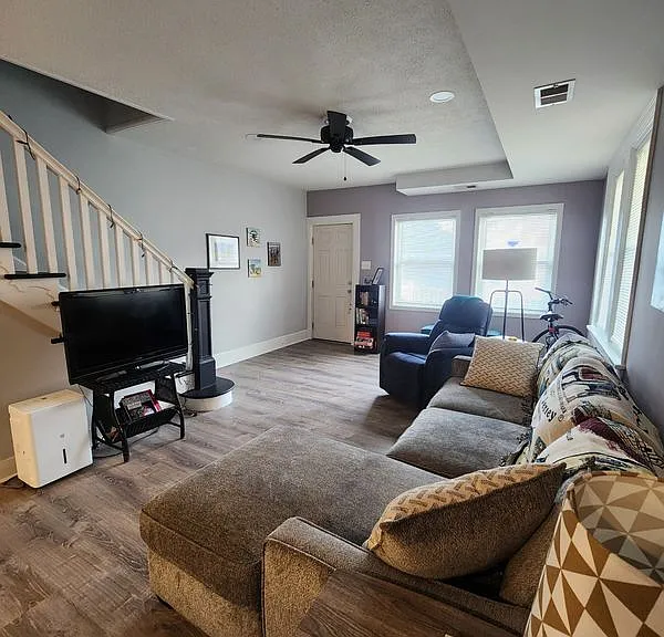 24 N Baton Rouge Ave — Photo 2