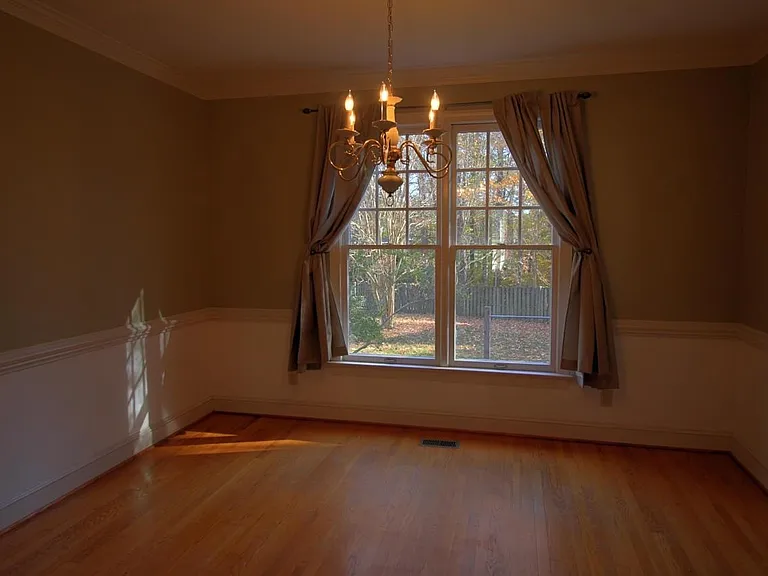 3425 Cottonwood Dr — Photo 5