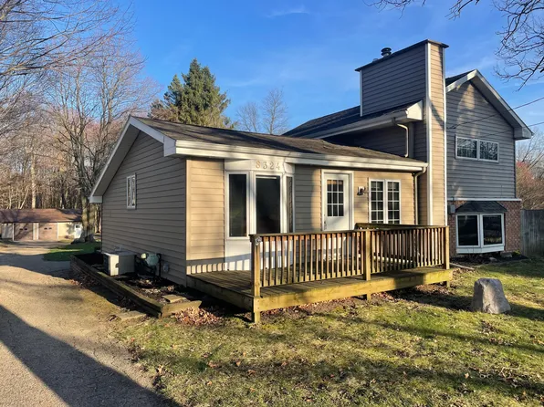 8324 N 14th St, Kalamazoo, MI 49009