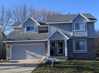 6801 Hickory Ln, Urbandale, IA 50322