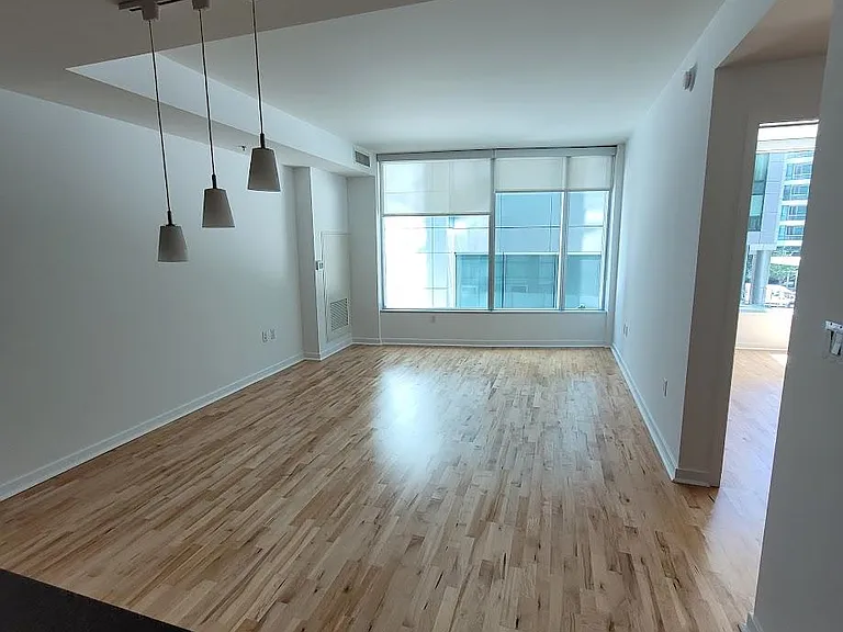 338 Spear St #4H — Photo 2