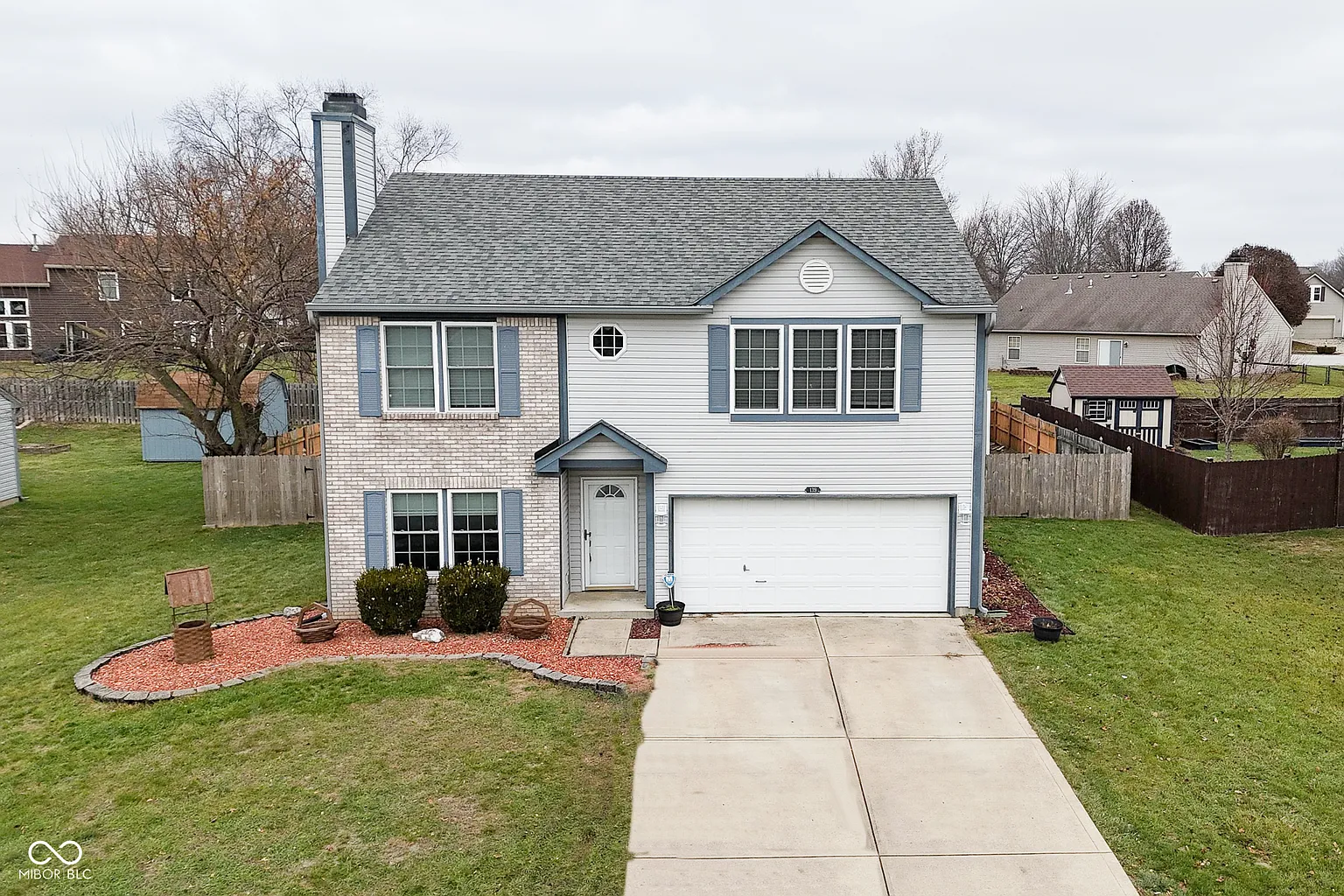 139 Fountain Dr photo 1