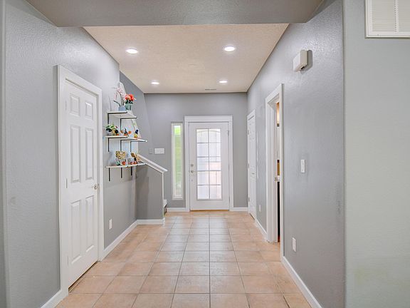 2nd image of 10211 Mogollon Dr NW