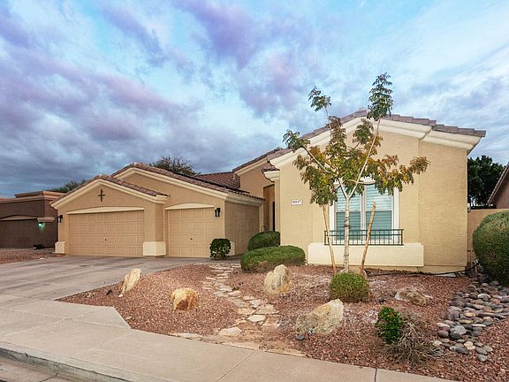 4th image of 9937 E Medina Ave