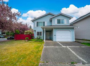 14932 98a Ave, Surrey, BC V3R 8H7