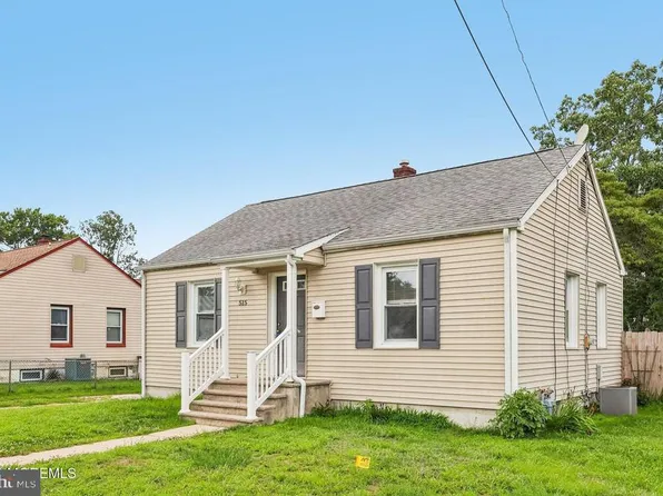515 Willow St, Lakehurst, NJ 08733