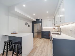 300 Mill Rd #D14, Toronto, ON M9C4W7