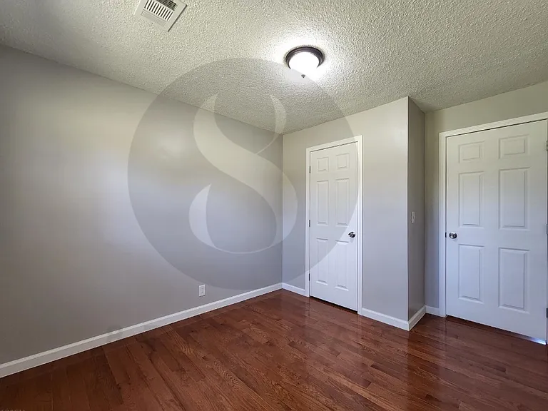 2602 Lake Harbin Rd — Photo 20