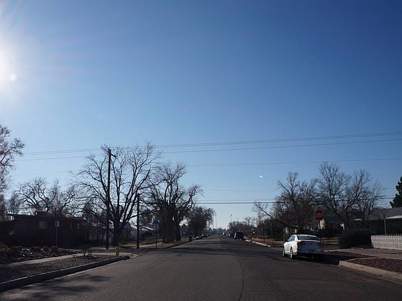 4th image of 46 S 10th Ave