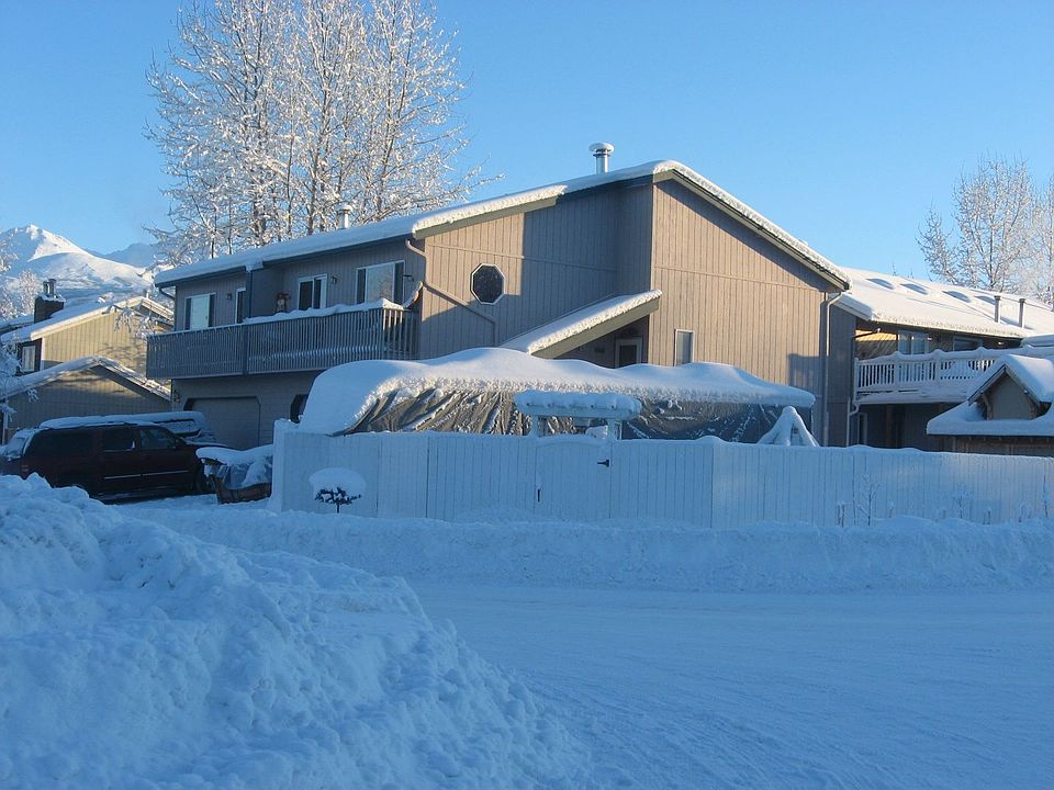 3121 Tayshee Cir, Anchorage, AK 99504 | Zillow