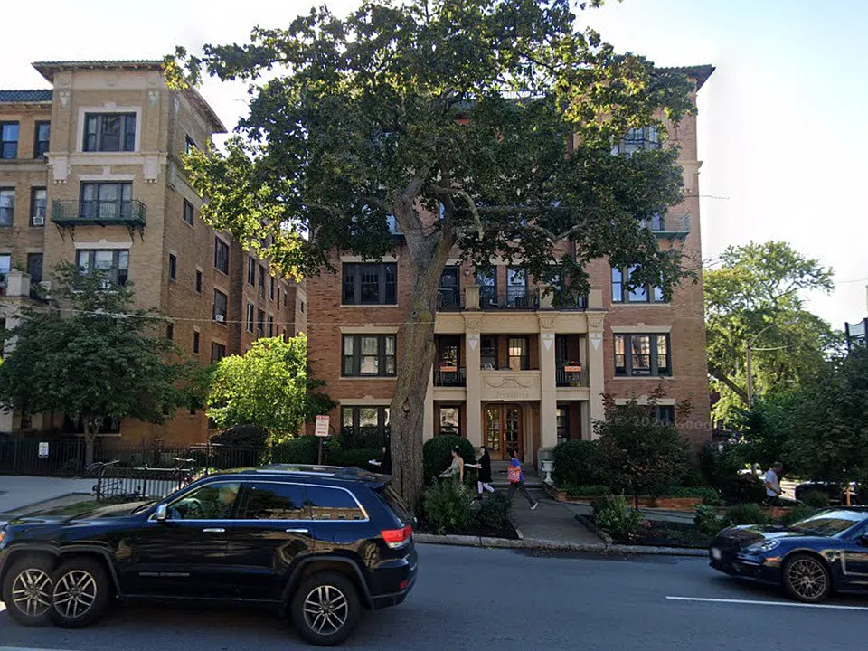 452 Park Dr #1