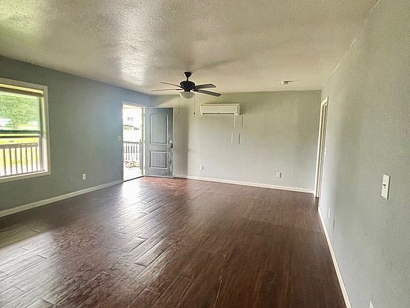 3rd image of 217 Claire St #B