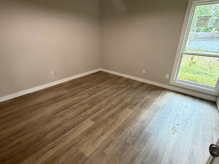 103 Briarfield Cv — Photo 6