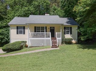 213 Johnstons Dr, Dallas, GA 30157