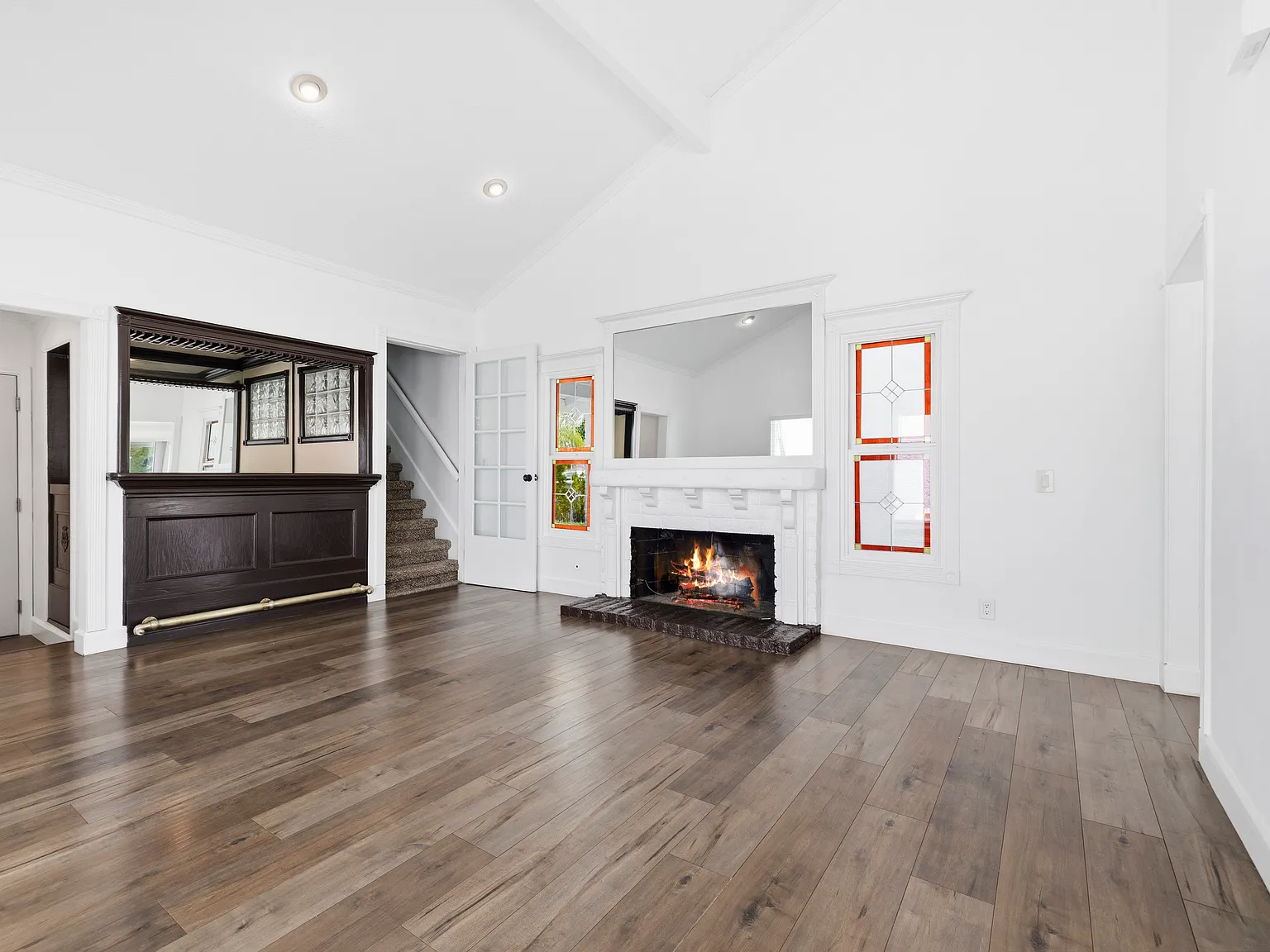 4 bed, 2245 sqft, $5,500 — Photo 3