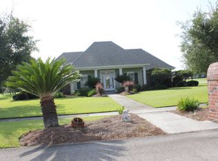 191 Lake Decade Ct, Houma, LA 70360