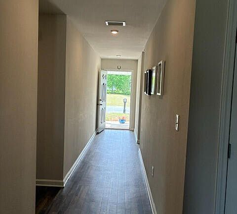 2nd image of 15 Lockwood Way W