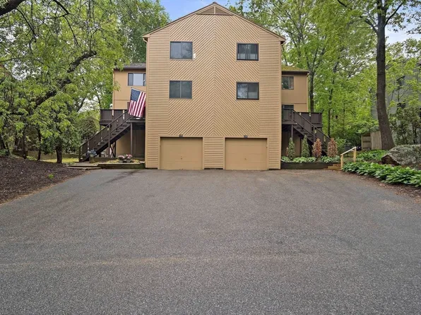 173 Leland Farm Rd Unit 173, Ashland, MA 01721