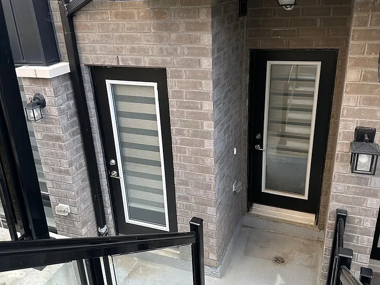 145 Tapscott Rd #5 — Photo 2