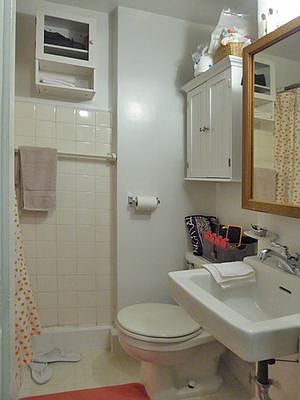 3rd image of 332 W 83rd St APT 2B