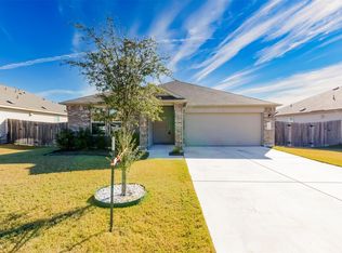 730 Carol Dr, Hutto, TX 78634