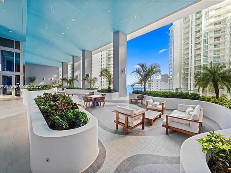1300 Brickell Bay Dr #3206 — Photo 44