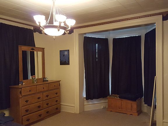 Large Bedroom