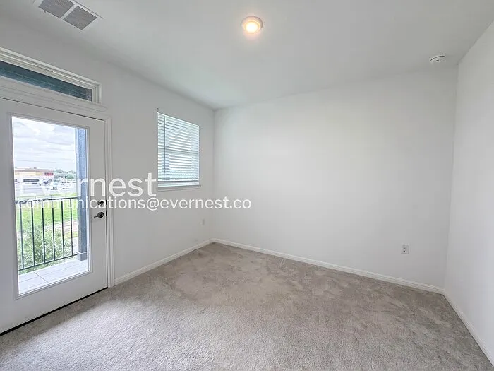1517 Iberville Dr — Photo 10