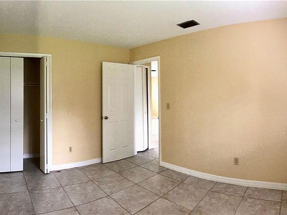 4th image of 11580 Bonita Beach Rd SE