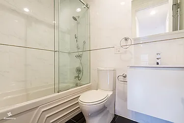 Rented by Dixon Advisory USA Inc.