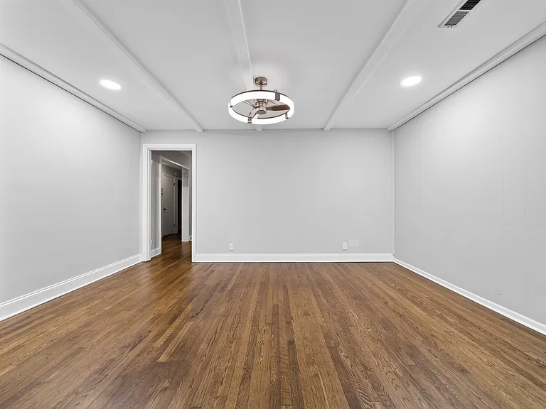 2209 Lindell Ave — Photo 30