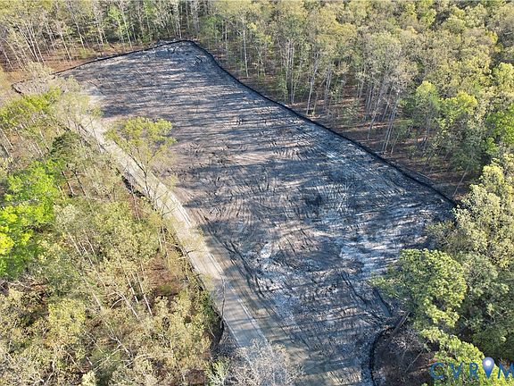 4th image of 13216 Bradley Bridge Rd