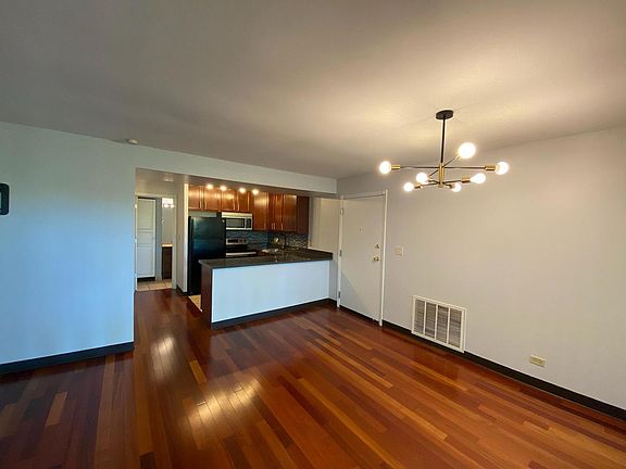 3rd image of 5813 Oakwood Dr APT D