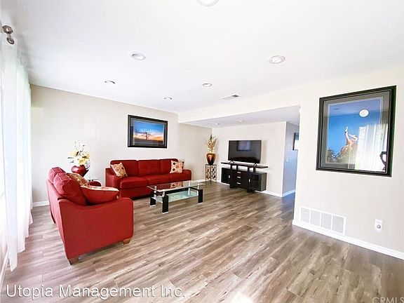 2nd image of 2286 N Indian Canyon Dr Unit E