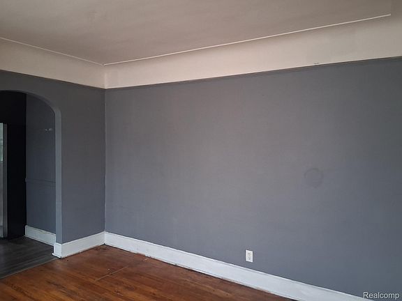 2nd image of 3792 Clements St