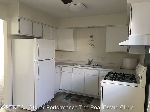 4th image of 422 Marengo Ave #3F